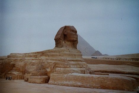 Album - le-haut-plateau-de-Gizeh---ses-trois-pyramides-et-le-Sphinx--