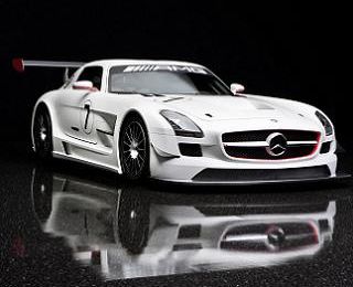 Pack n°17 : Mercedes-Benz SLS AMG GT3 et Infiniti M37S