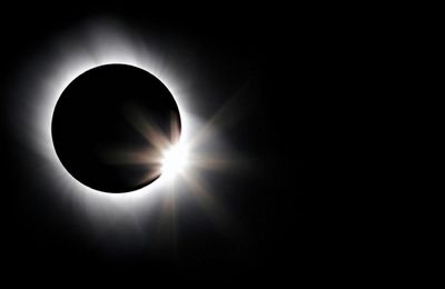 Des tonnes de déchets jonchent le sol de la Lune