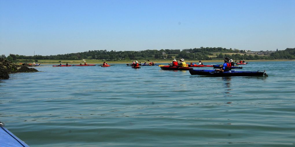 rassemblement de kayaks pliables sur la Rance