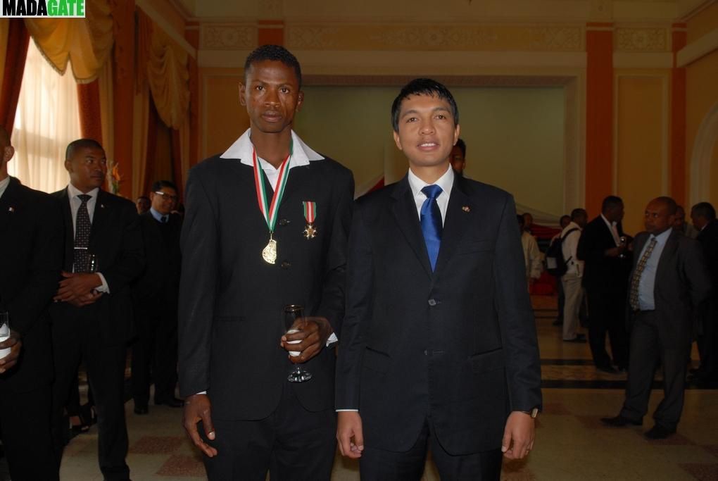 Les XV Makis de Madagascar, vainqueur de la Namibie, lors de la CAN 2012 de rugby, faits Chevaliers de l'Ordre national malagasy. Photos Harilala Randrianarison. www.madagate.com