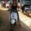 rando scoot à travers Ko Lanta