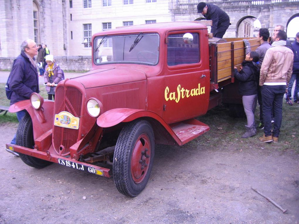 17 e Traversée de Paris en anciennes