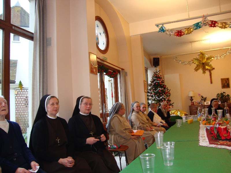 Les religieuses du doyenné Enghien-Montmorency se sont rencontrées chez les Sœurs Servîtes de Marie à Groslay pour un temps d'échange et d'amitié.