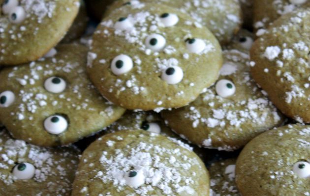 Halloween #14 - Cookies moelleux au thé vert matcha et aux yeux de monstres