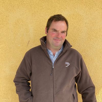 Marion et Rapha?l Girard, éleveurs au pied de la Lance