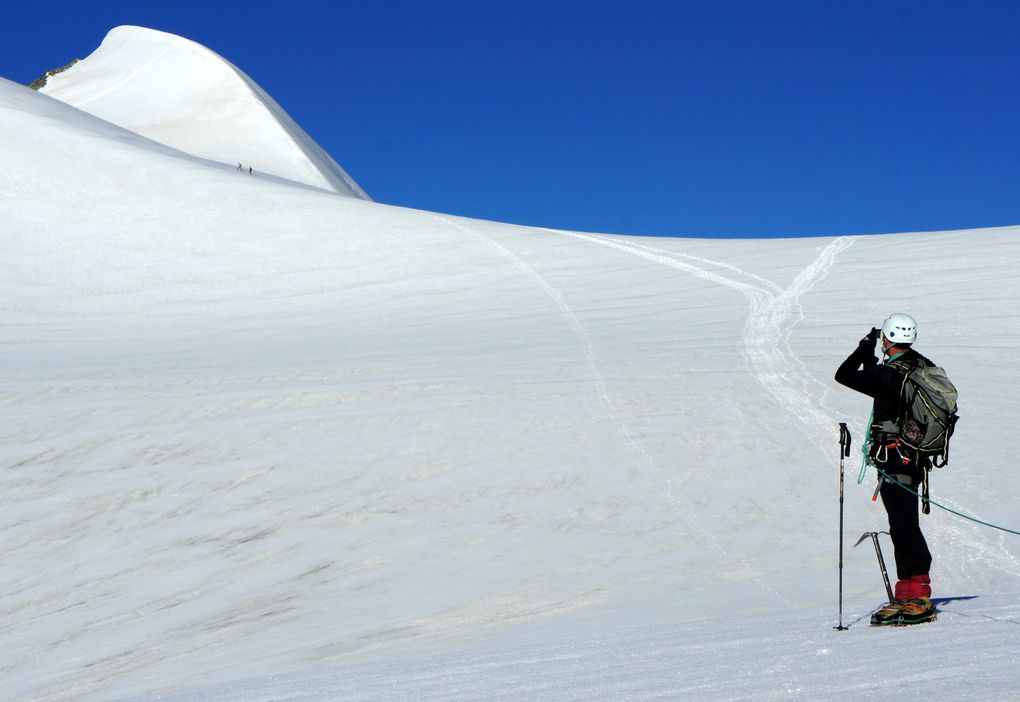 Alpinisme de niveau facile : Traversée du Pigne d'Arolla - Col Evêque