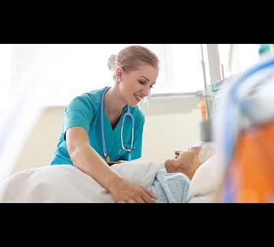 Quelques unes de mes élèves sont devenues infirmières ou  aide soignantes ... Le moins que je puisse faire en ces temps particulièrement difficiles c'est de les évoquer ...