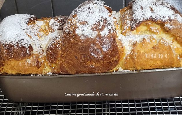 Brioche tordée ou brioche alsacienne à la vanille 