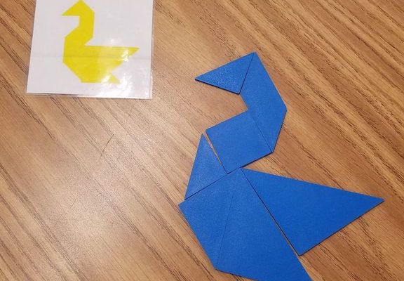 Mathématiques avec les jeux : Le Tangram