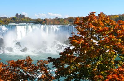 Niagara Falls à l'automne
