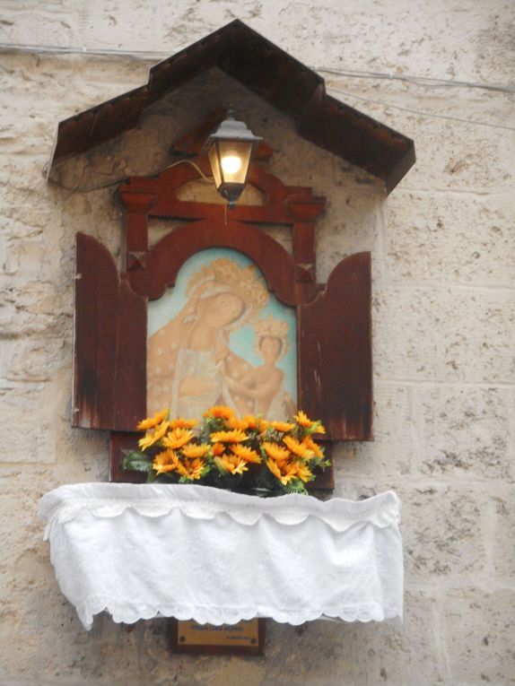 Bari.