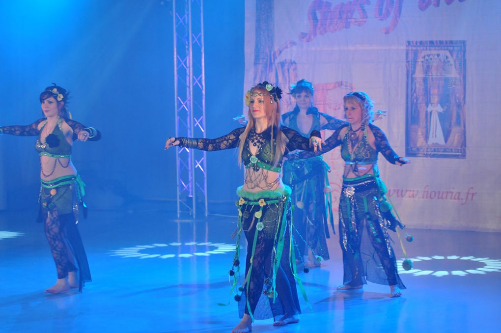 photos du spectacle du festival 2012, à Reims, assuré par les orientales en couleurs, ainsi que des stars internationales à savoir Aladdin El Kholy, Dareen Jawahra, Mercedes Nieto, Natalya Ilinskaya, Hannan et houria.