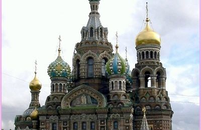 Vladimir Poutine lui a ouvert les portes des plus beaux palais de la Russie.