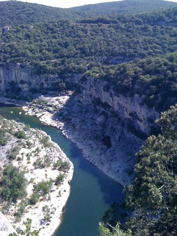 notre dernière grande randonnée apres le Bordeaux Sete , ce fut la Saint Médard Mont Ventoux , 800 Kms de bonheur mérité .... 