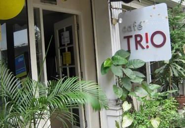 Bangkok, pub: Café Trio