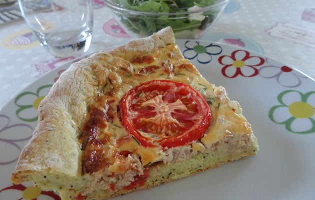 Tarte à la tomate et au thon