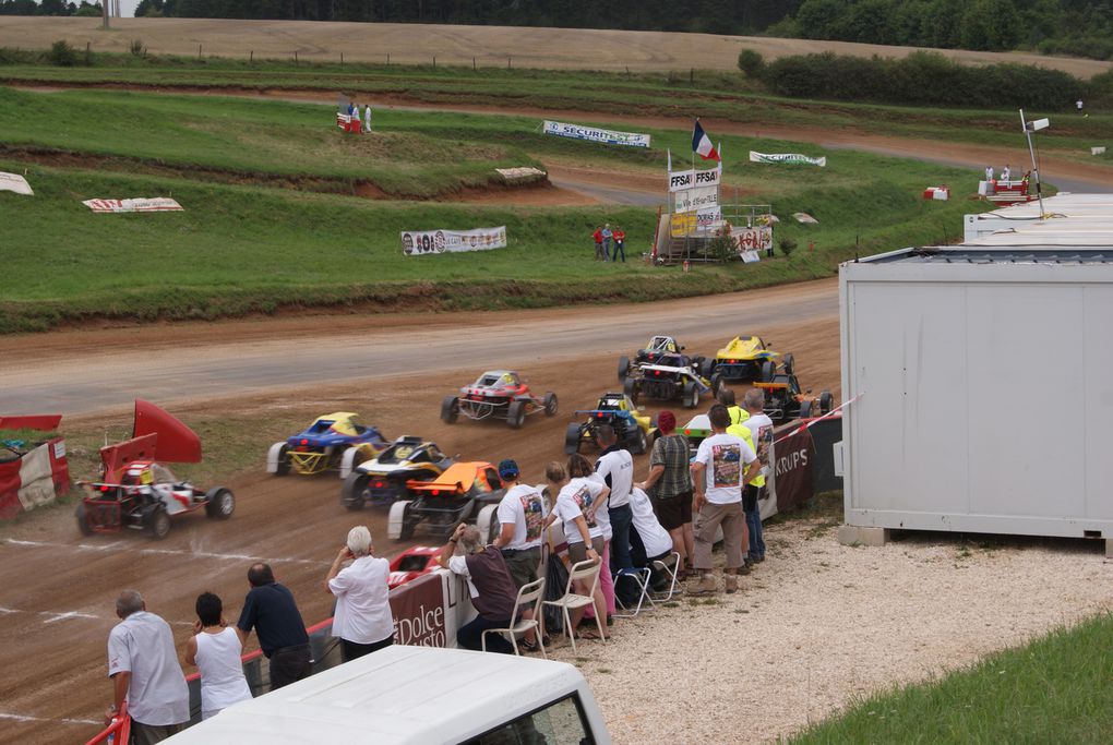 Les 21 et 22 août 2010 à Is-sur-Tille (21), épreuve du Championnat de France d'autocross.