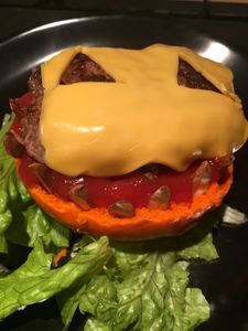 Monstro Burger, l'hamburger monstrueux pour Halloween