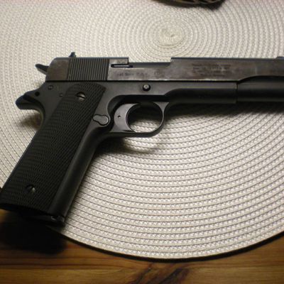 COLT 1945