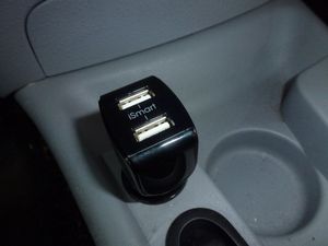 RAVPower RP-CC02, des ports USB dans votre voiture 