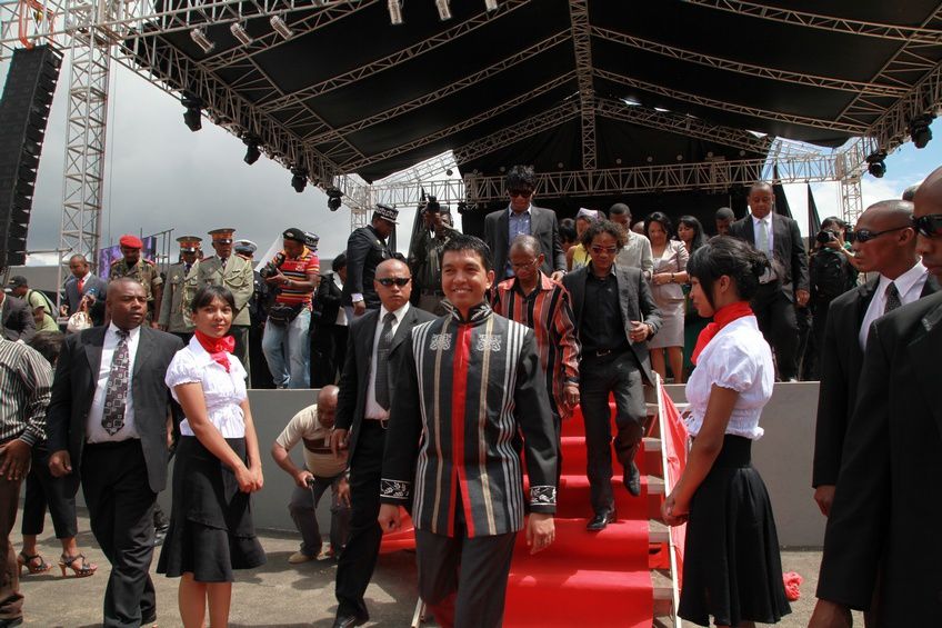 Dans le cadre du IIè anniversaire de la IVèRépublique, le couple présidentiel, Andry et Mialy Rajoelina, a inauguré le «Coliseum de Madagascar» sis à Antsonjombe. 2è partie. Photos: Harilala Randrianarison