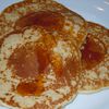 Pancakes au caramel au beurre salé