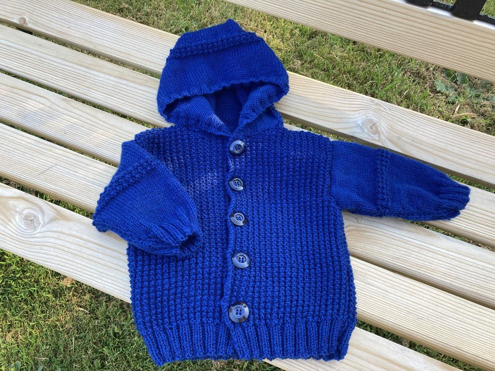 des tricots pour bébés