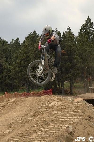 1er evenement vtt sur le domaine de la quillane