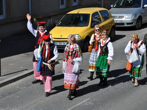 Défilé du Carnaval en 2012 à Algrange (partie 2)