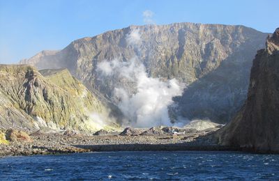 Whakaari ou le volcan le plus actif de la Nouvelle Zélande.