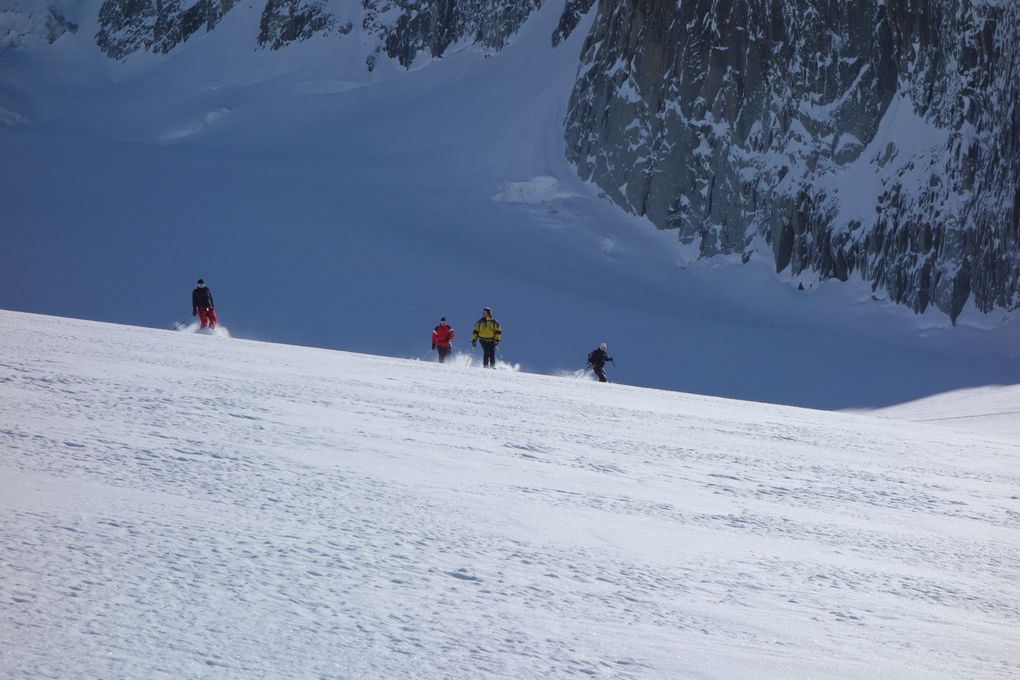 http://www.geromegualaguidechamonix.com Souvenirs d'Hiver en Hors Pistes, Free Ride, ski de randonnées, Héliski, alpinisme...(Photos prises et appartenants à Gérôme GUALA)