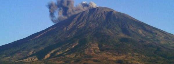 Petite explosion au Chaparrastique / El Salvador.