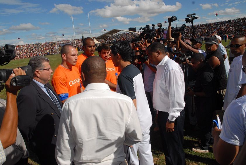 Inauguration du Kianja (Stade) Makis de Madagascar, à Andohatapenaka, par le Président Andry Rajoelina. 3ème partie. Photos: Harilala Randrianarison