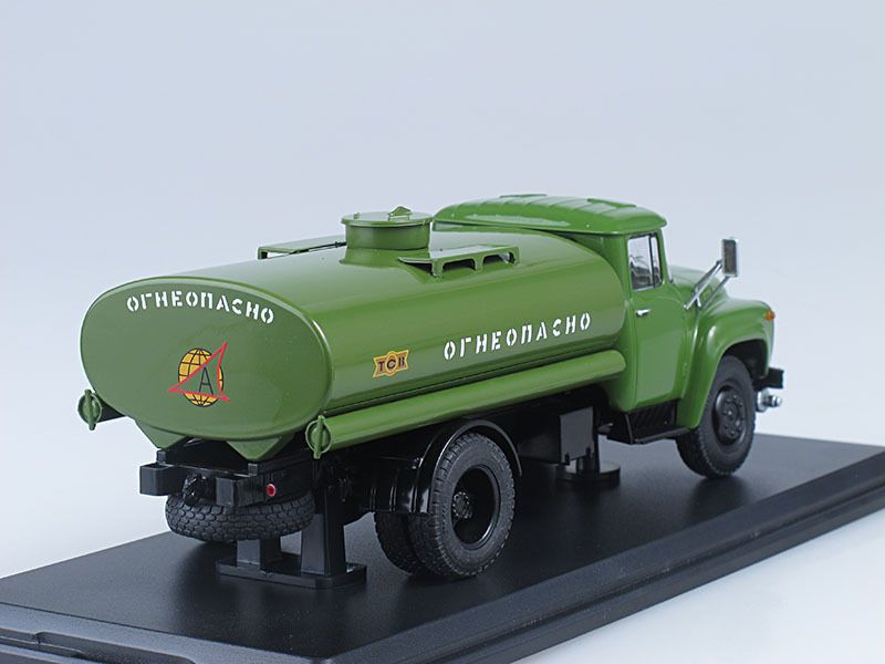 SSM1029 Military tanker truck TSV-6 (ZIL-130) /khaki/