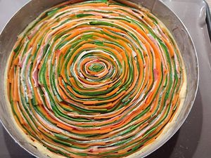 Tarte spirale courgette carotte lard fumé