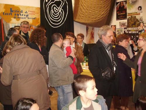 Le 4 mars 09, notre rituel "Goûter Bugnes" en partenariat cette année avec le Centre Musical Massenet 