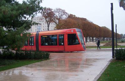 Le tramway de Reims - Photos et Reportage -