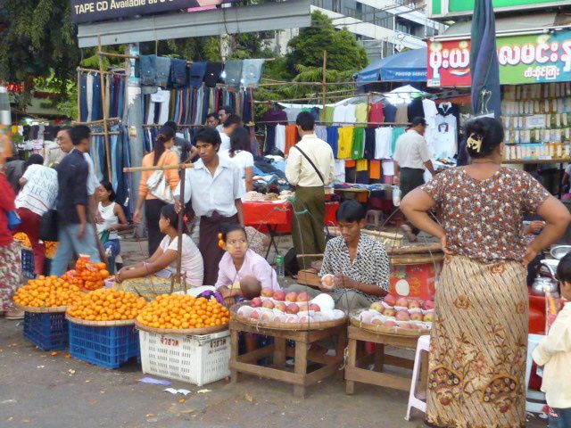 Capitale moderne, la celebre Shwedagon