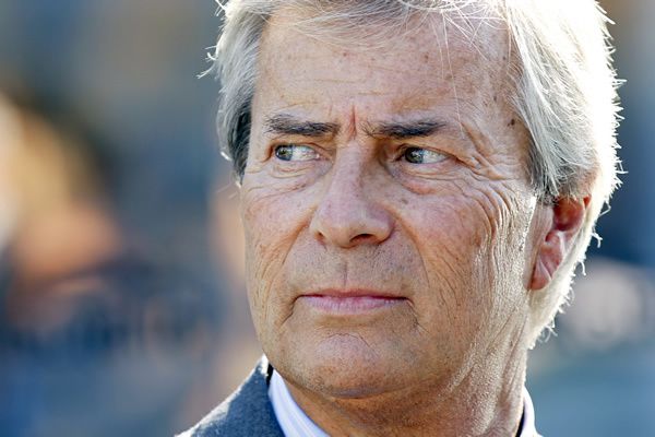 Basta ! Monsieur Bolloré...