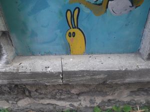 Le "wabbit" se retrouve aussi sous la forme de graffitis.