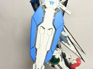 GN-001 Gundam EXIA MG 1:100