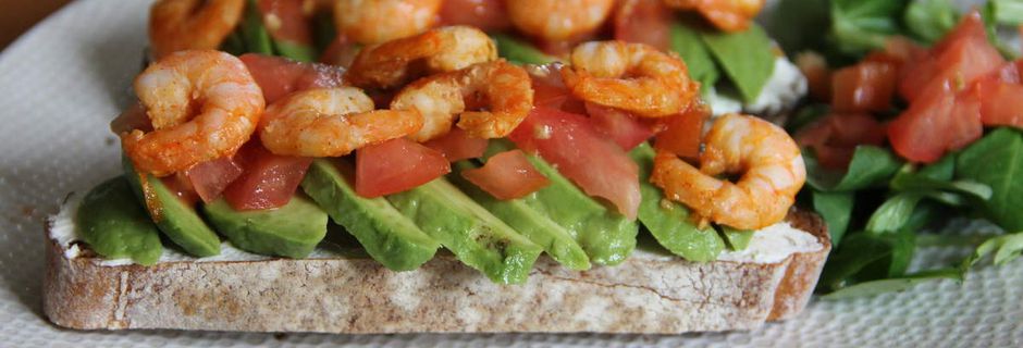 Bruschetta crevettes avocat