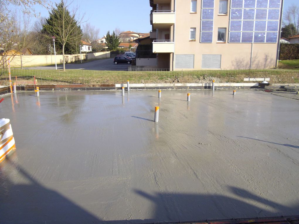 Chantier de construction de Fermandises, point de vente collectif à St Denis lès Bourg