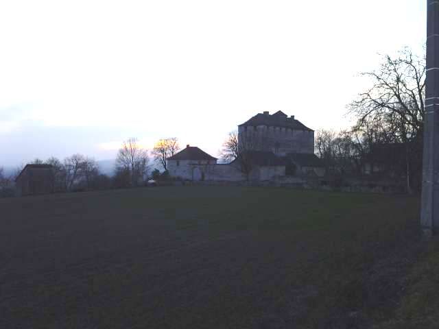 Maison forte de Montagnieu à Couvaloup