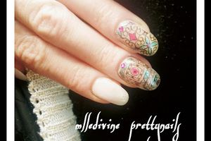 nail art stamping inversé