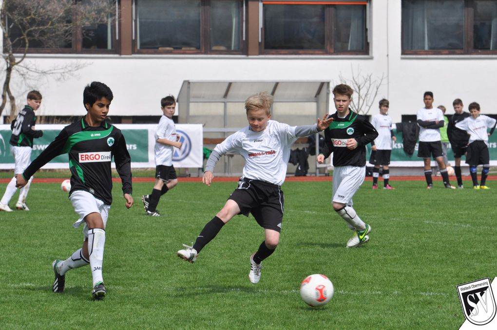 Hier geht es zu den besten Bildern vom Sieg der U15 gegen den TSV 1860 München und dem Sieg der U13 im Sptzenspiel bei der JFG München Land Nord.