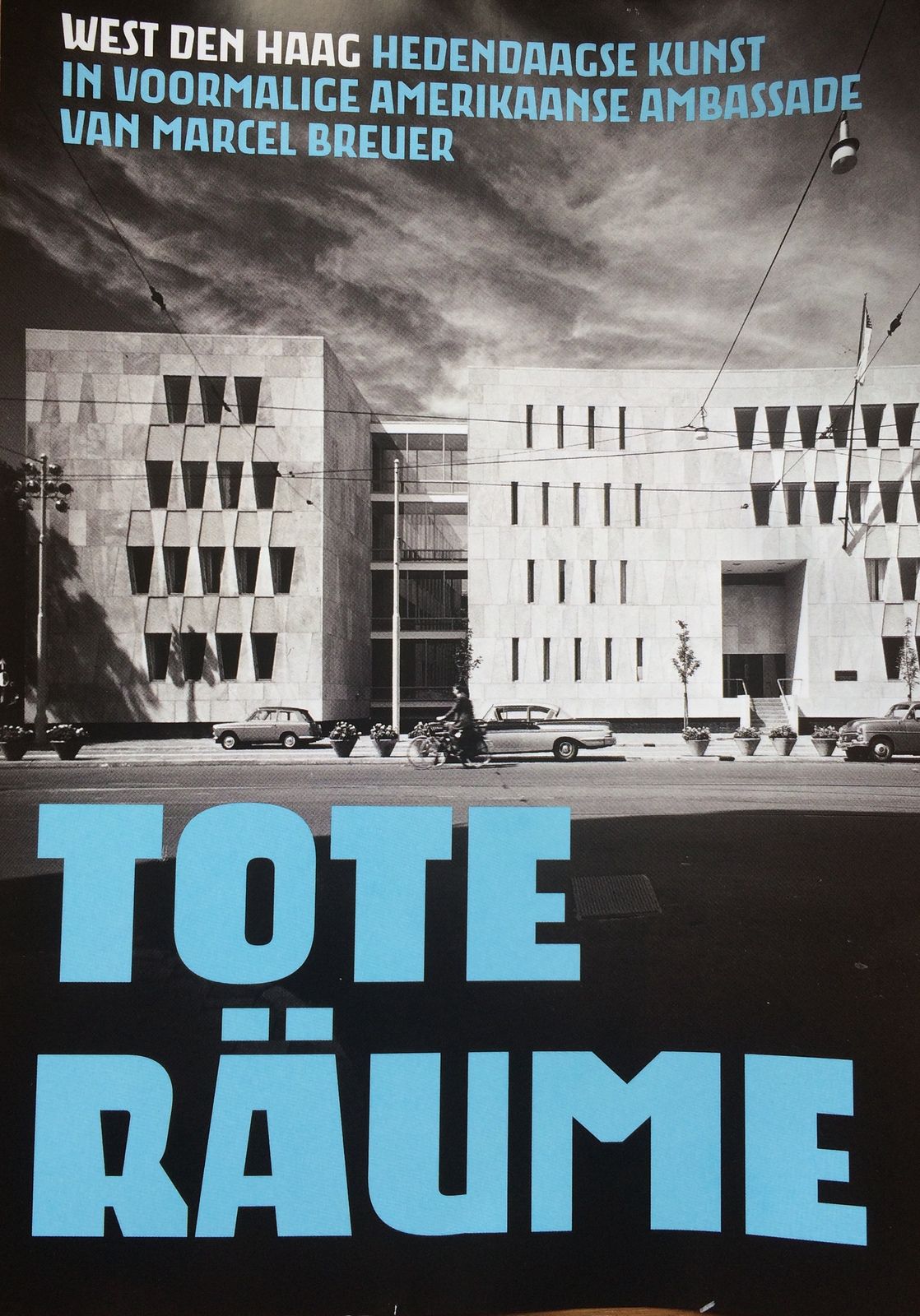 Exposition "Tote Raüme" au musée West Den Haag à La Haye (Pays-Bas), par l'artiste allemand Gregor Schneider ; premièrement exposé.