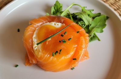Nid d'oeuf au saumon fumé