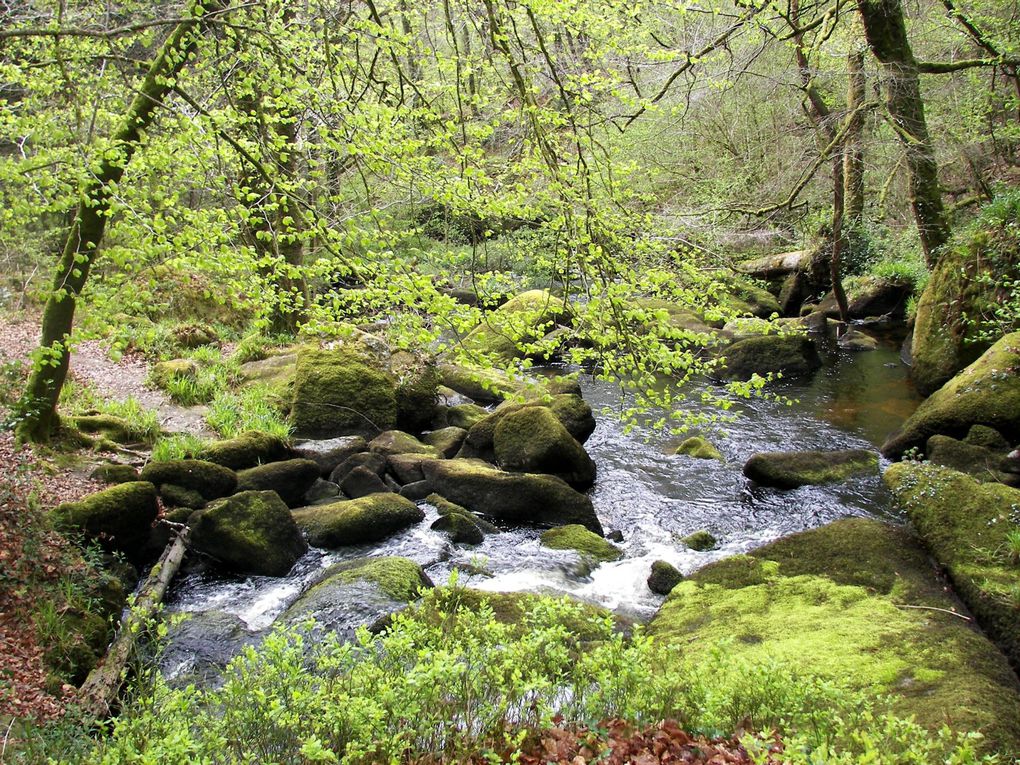 Autour de Huelgoat, GR Pays de Morlaix, et Variante de Kermabilou